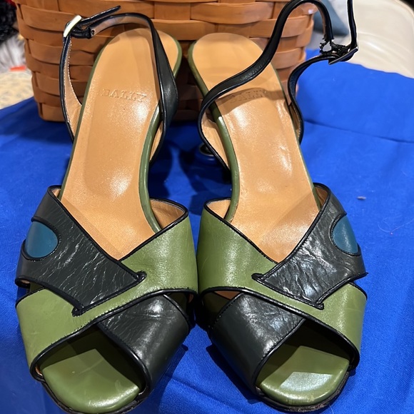 Bally Leather Shoe - Picture 4 of 6